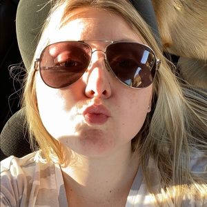 Meet your Posher, Jada